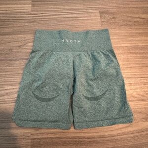 NVGTN Women's Heather Green Bike Shorts